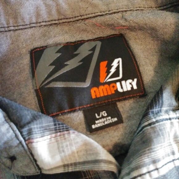 Amplify Grey & Red Plaid Short Sleeve Button Up Shirt - Picture 4 of 6